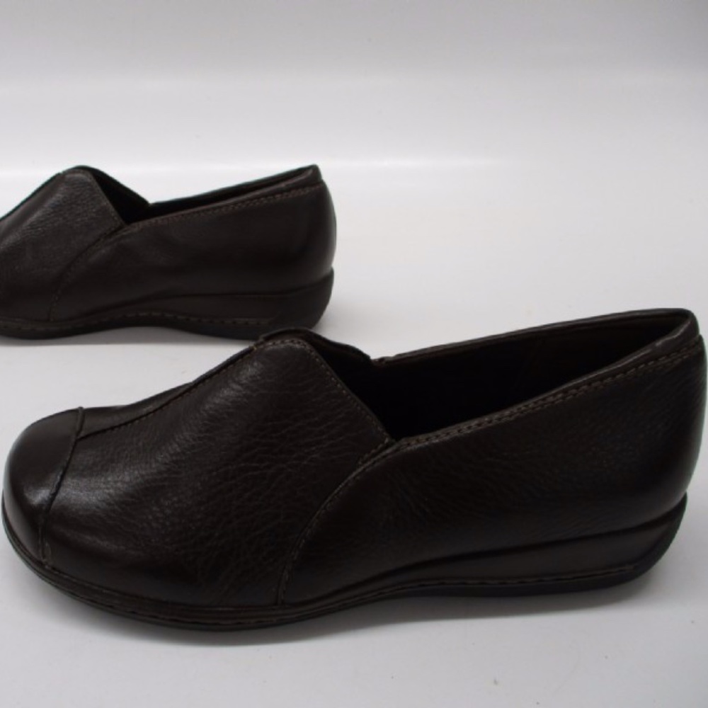 Soft Walk Brown Slip On Loafer Women Shoes Size 7